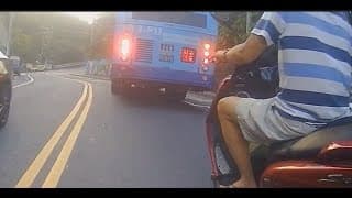 原來機車逼車沒關係啊（檢舉失敗）