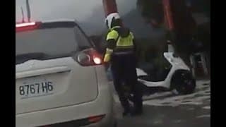 不想當汽車自己跟警察講