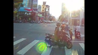 闖紅燈沒關係我有待轉我最安全