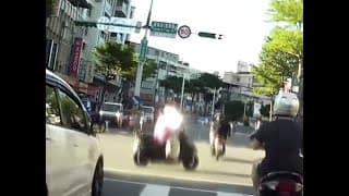 三寶總是喜歡挑戰極限