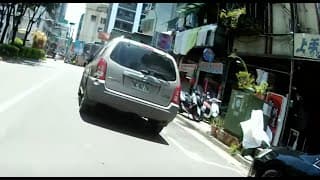 停車格有點難過，請你拿2400出來安慰它
