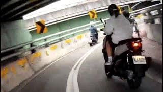 重陽橋外拋演示（雙白線不得變更車道）