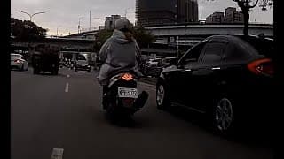 上班要遲到拉，全部閃邊