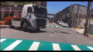 以為要被學長撞過去