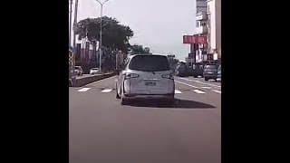 悄悄的我滑進來了