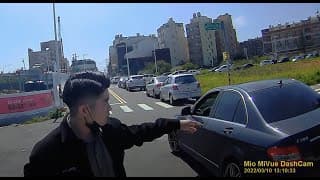 『推推』第一次看到這麼和平的行車糾紛