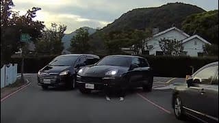 警察認證是青蛙道德問題（檢舉失敗）