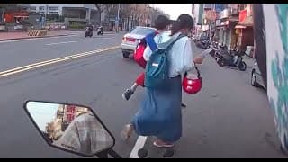 醫院在旁邊，行人隨你便