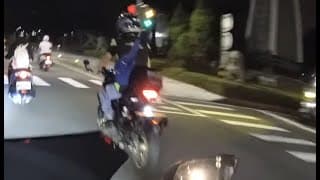 樹不要皮必死無疑，人不要臉... （這車牌是要放餐點嗎？