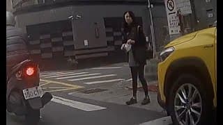 台灣行人就是這麼卑微