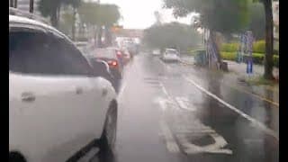 都分不清是尿還是雨水了