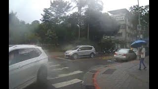 行人無端被罵FXXK