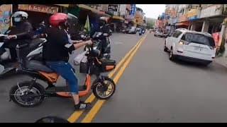 跪求哪個立委來處理下電動車我就投他