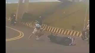 【車禍影片】 欲速則不達（2022.07.30 新北市五股區六號越堤道