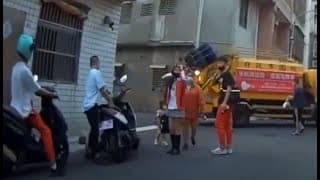 他們的集結點設的位置不錯（騎車三貼、未戴安全帽、未戴口罩）