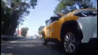 逼我車警察眼瞎了（檢舉失敗）
