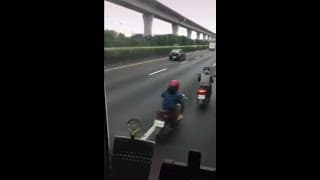兩個小阿屁勁戰騎上國道