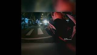 是不能停在路邊拿東西嗎……硬要騎進待轉區拿東西，然後綠燈還來不及