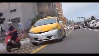職業小黃超車不會看對向？（檢舉成功）