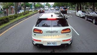 所以停紅燈應該要N檔還D檔呢？