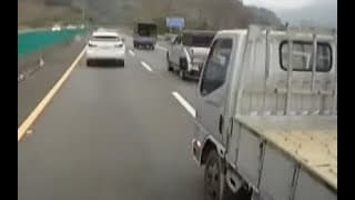 6602-NE你這樣開車對嗎...(已到國道七隊檢舉)