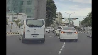 任何成功都不能彌補你轉彎切西瓜帶來的危險（看就知道是路上兇器