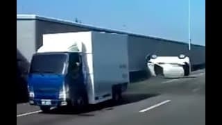 小鴨翻船了
