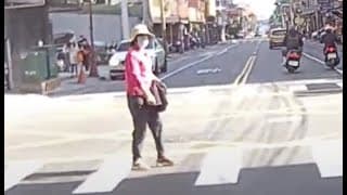 行人地獄～等阿婆過馬路等到我都懷疑我做錯了。