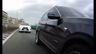 大家都排隊就你最特別，還逼我？（已檢舉）