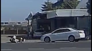 【車禍影片】 右轉汽車擦撞直行機車（2022.12.31 台南市新市區新港社大道