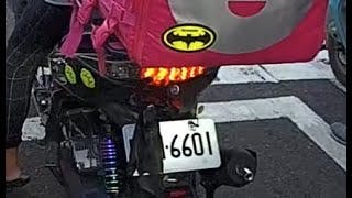 蝙蝠俠公仔的披風遮到車牌(已檢舉 待回覆)